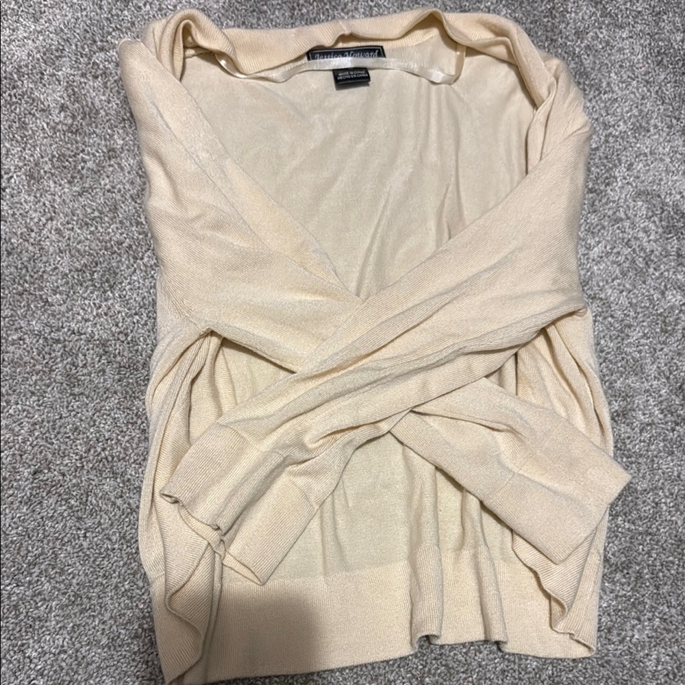 Jessica Howard Cream Cardigan Sweater